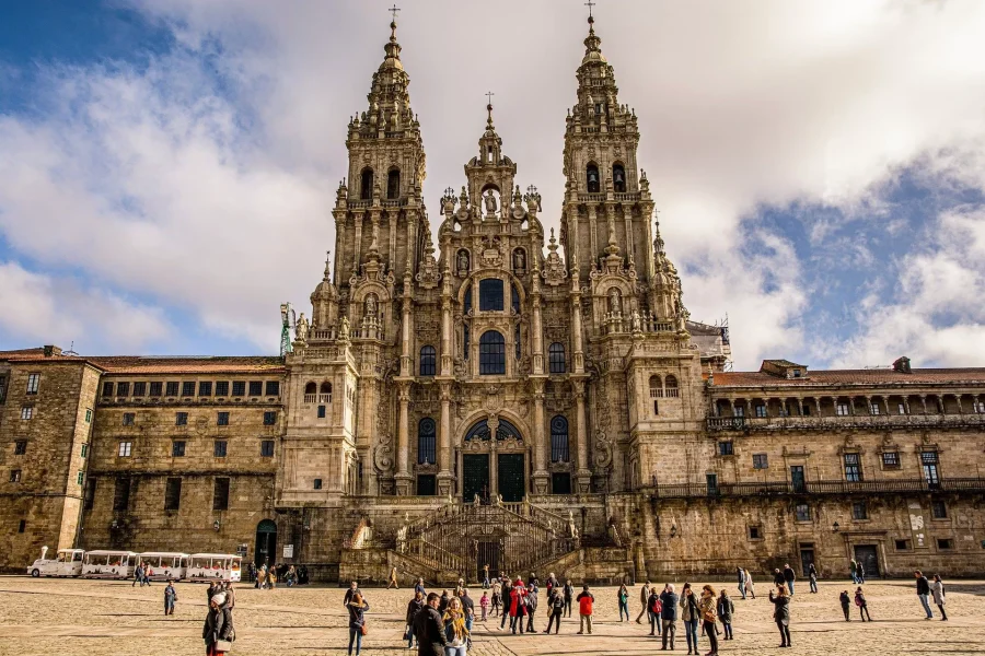 Tour Portugal & Santiago de Compostela – 7 Dias / 6 Noites
